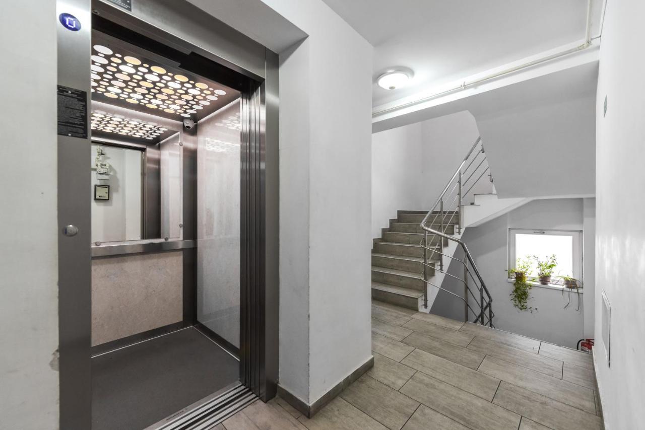 Royal Accommodation Bucharest Exterior photo